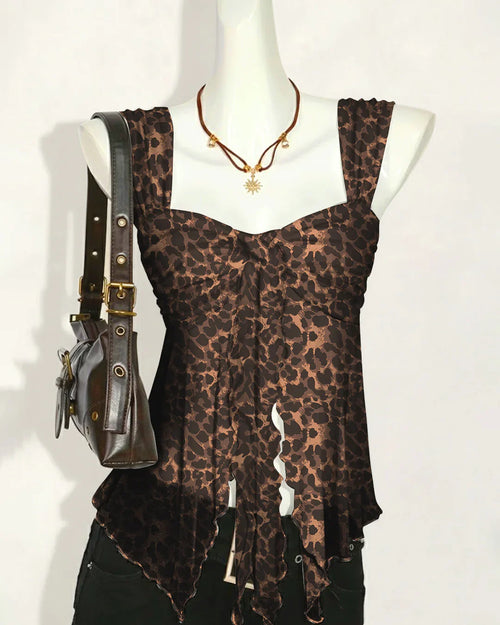 Sweetheart Neck Slim Fit Straight Hem Sleeveless Leopard Print Top
