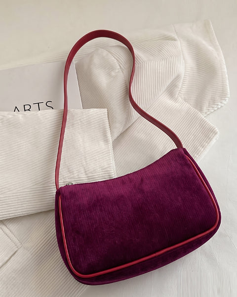 Ribbed Shoulder Bag with Zip Closure in Cherry