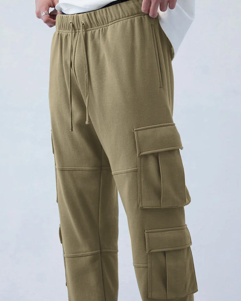 Straight fit cargo pants in olive color