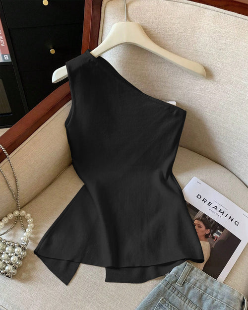 Sleeveless Side Slit Crop Top in Black