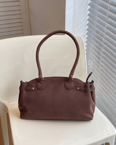 Classic City Shoulder Bag in Chocolate Brown