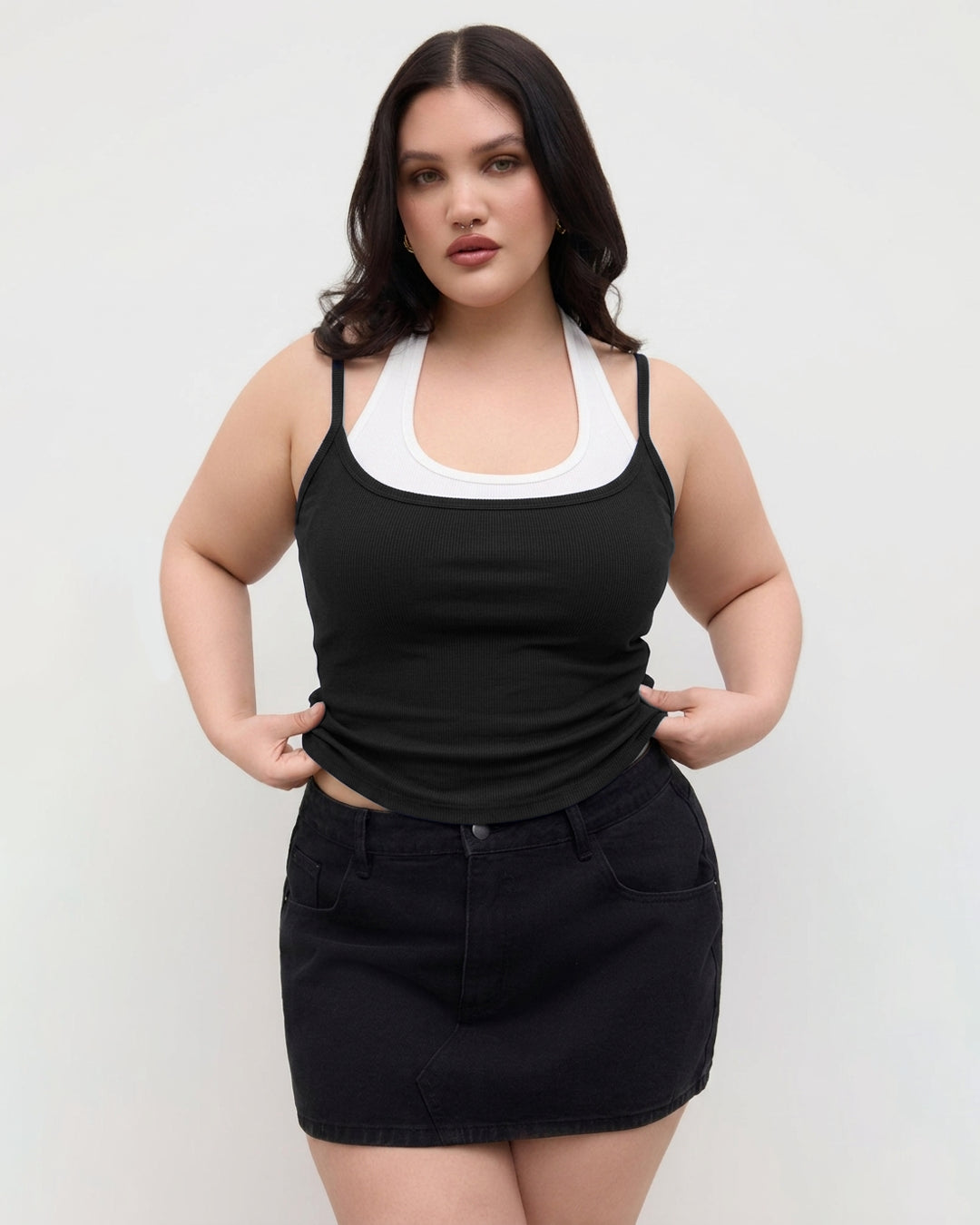 Slim-Fit Straight Hem Solid Sleeveless Tank Top Curve and Plus in