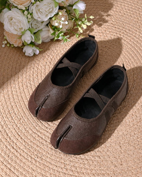 Cross Strap Split Toe Ballet Flats in Brown