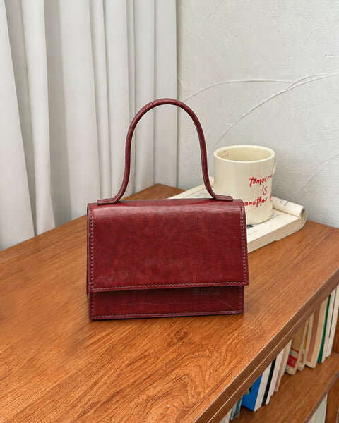 Vintage Structured Handle Bag in Merlot