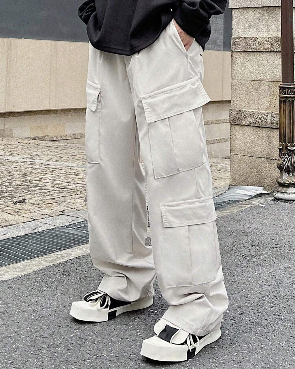 Mens Fashion Multi Pocket Casual Breathable Baggy Cargo Pants In Apricot