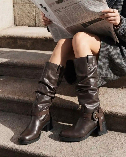 Brown Knee-High Boots With Buckle And Heel