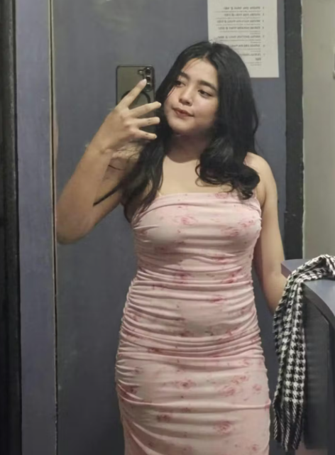 Customer photo 8 of Ruched Bodycon Dress With Floral Print And Spaghetti Straps