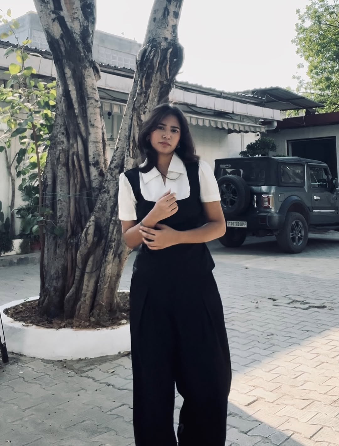 Customer photo 1 of Formal Collared Neck Button Front Short Sleeve Blouse in Grey and White