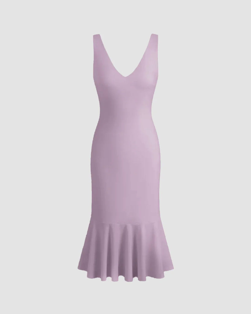  Lilac sleeveless bodycon dress with a fishtail hem, crafted from soft knit fabric.