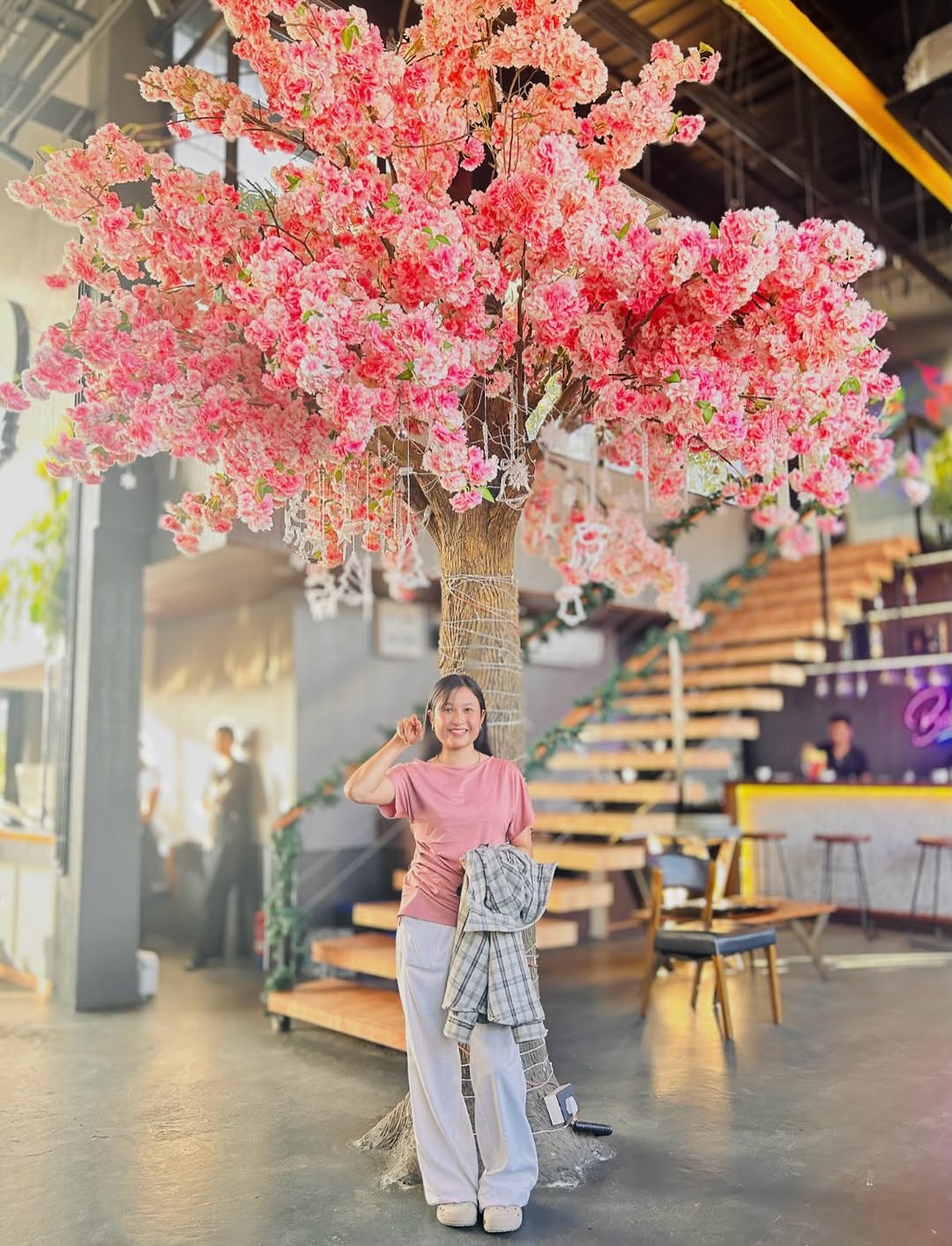 Customer photo 1 of Mid Rise Solid Pocket Straight Leg Trousers In Off-White