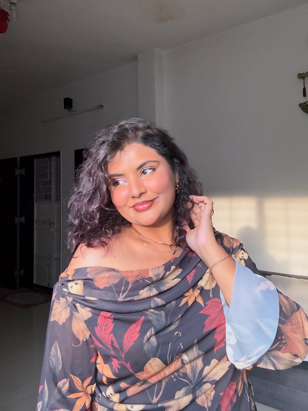 Customer photo 2 of Leaf Print Long Sleeve Off Shoulder Top Curve & Plus