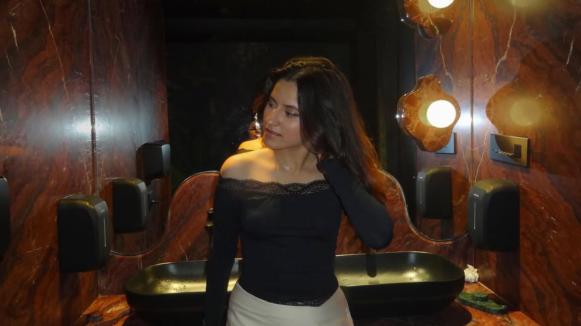 Customer photo 2 of Off-Shoulder Straight Hem Solid Lace Trim Full Sleeve Top in Black