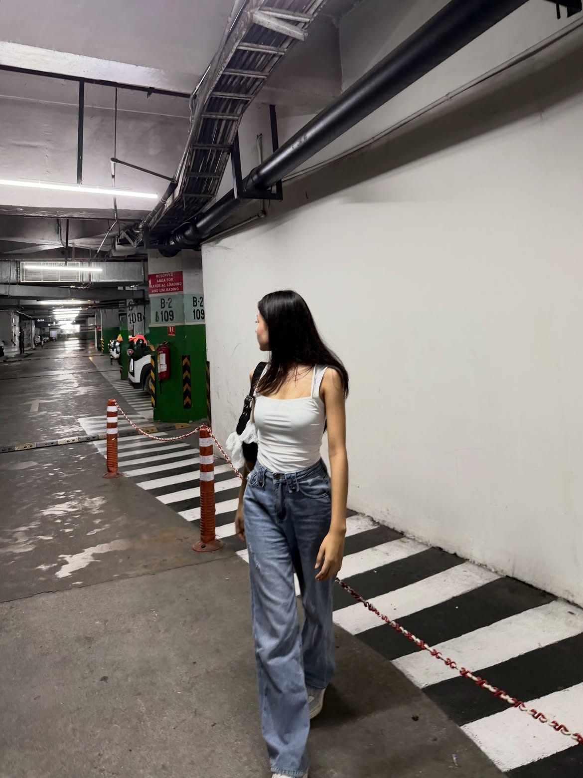 Customer photo 2 of Casual Square Neck Structured Sleeveless Top in White