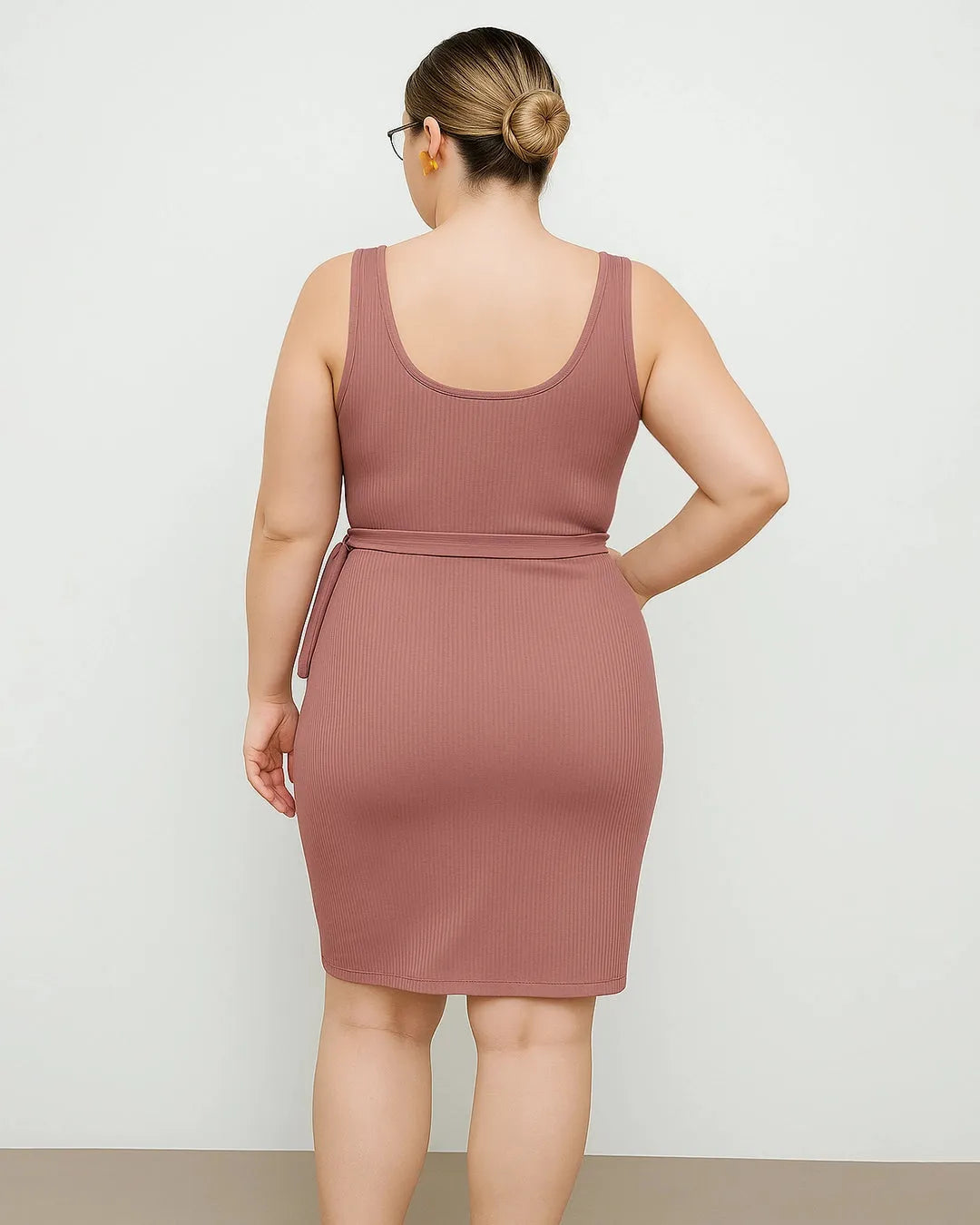 U-neckline Knotted Ruched Sleeveless Pink Mini Dress Curve Plus