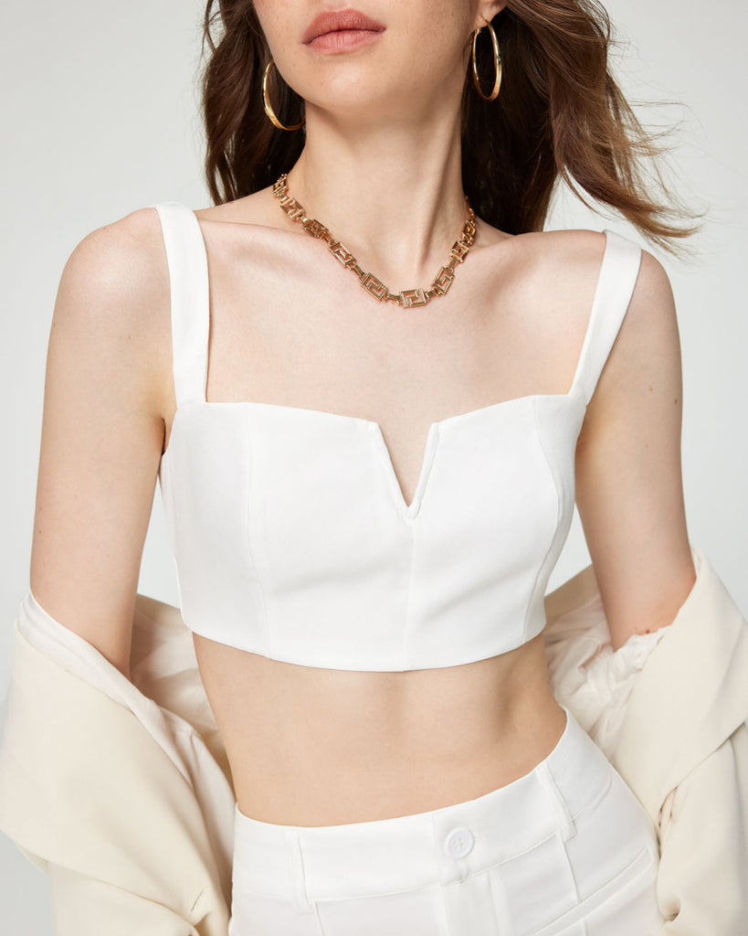 Model wearing Top With in White