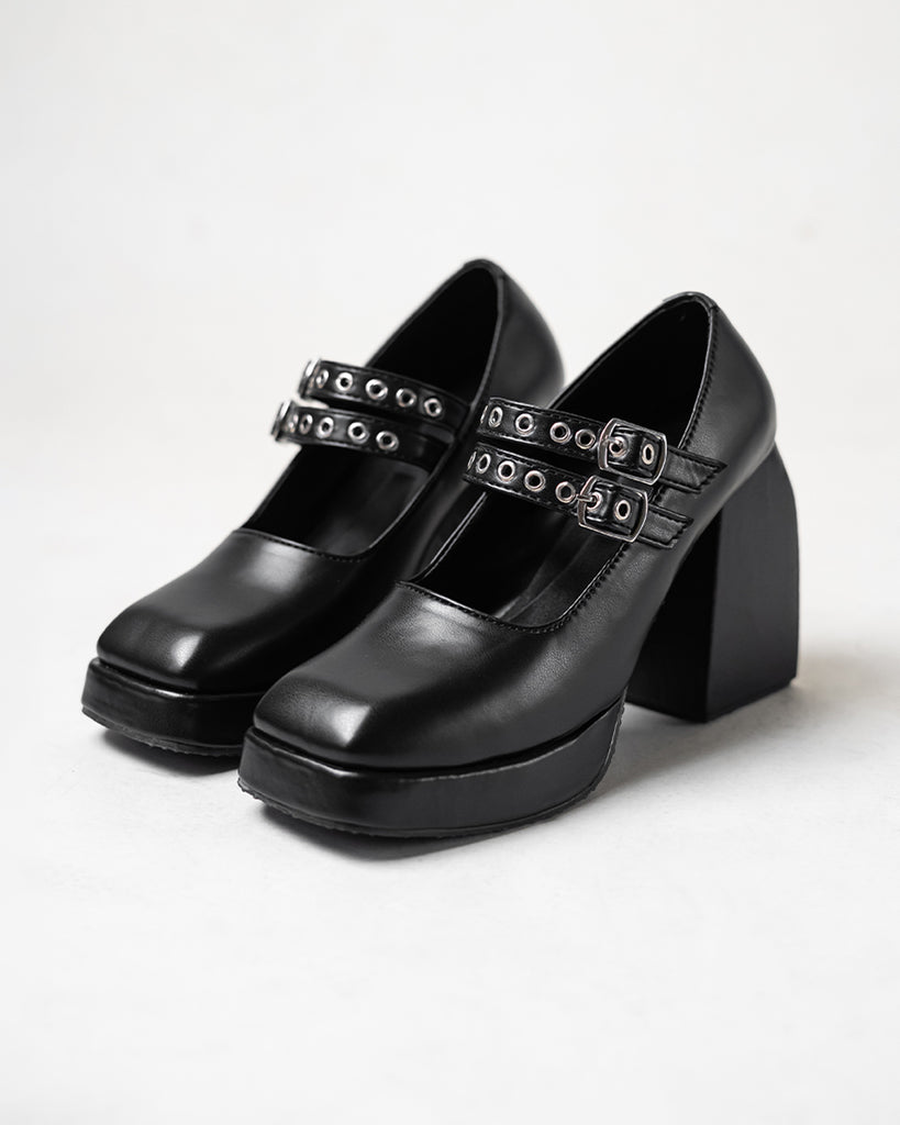 Black shoe